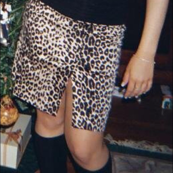 bebe Dresses & Skirts - Gorgeous Bebe leopard pencil skirt with slit